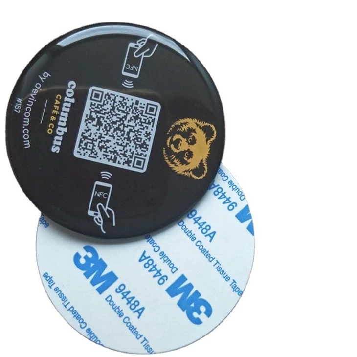 NFC QR kóða límmiði